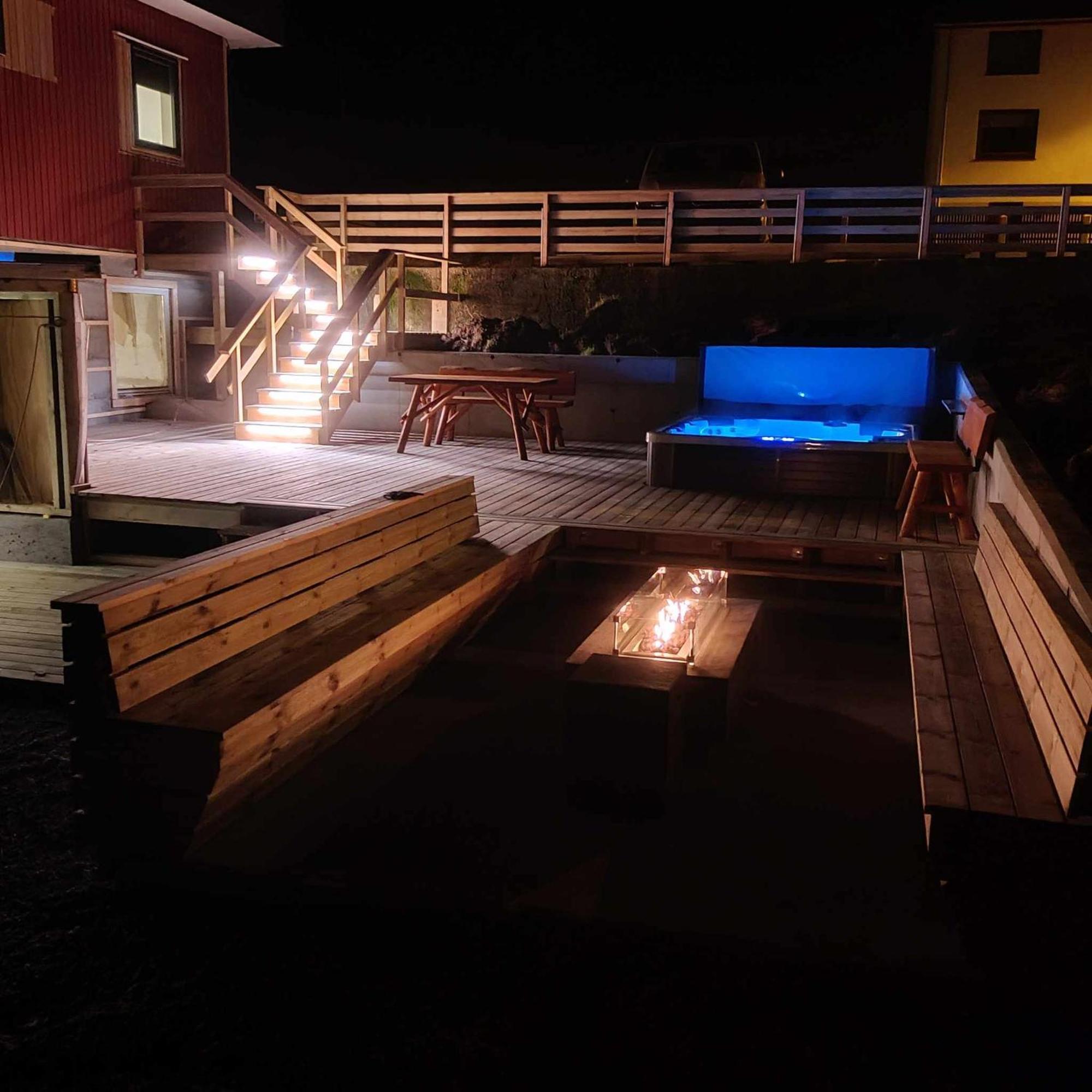 New Flat With Hot Tub - No3 Oyndarfjordur Exterior foto